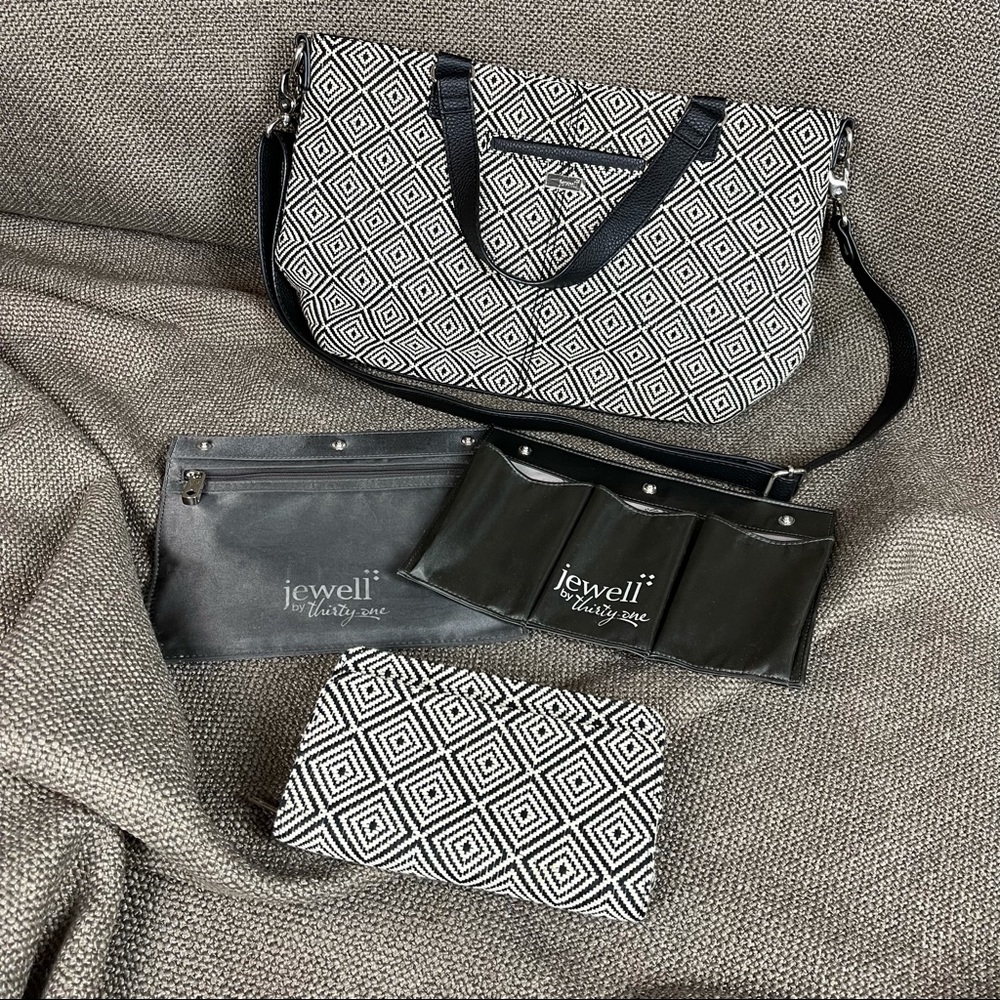 Thirty-one Jewell bag with wallet and interchangeable snap in organizers bundle